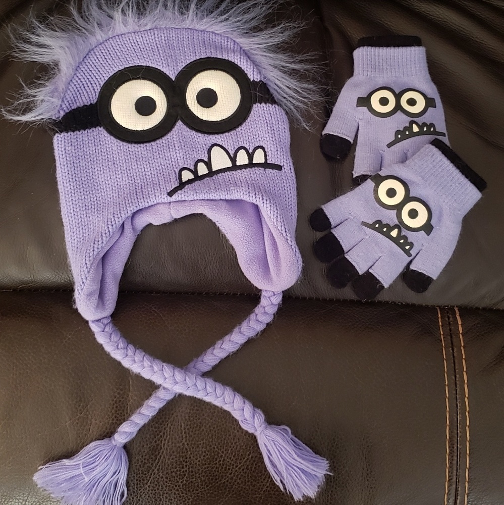Purple Minion Hat and Gloves Set for Kids